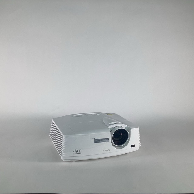 Beamer MITSUBISHI WD 620 U
